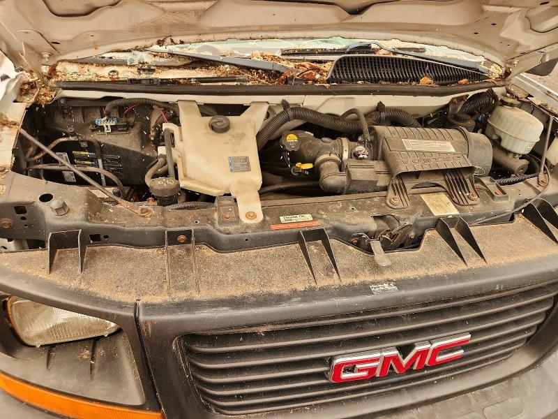 2008 GMC Savana Cutaway G3500