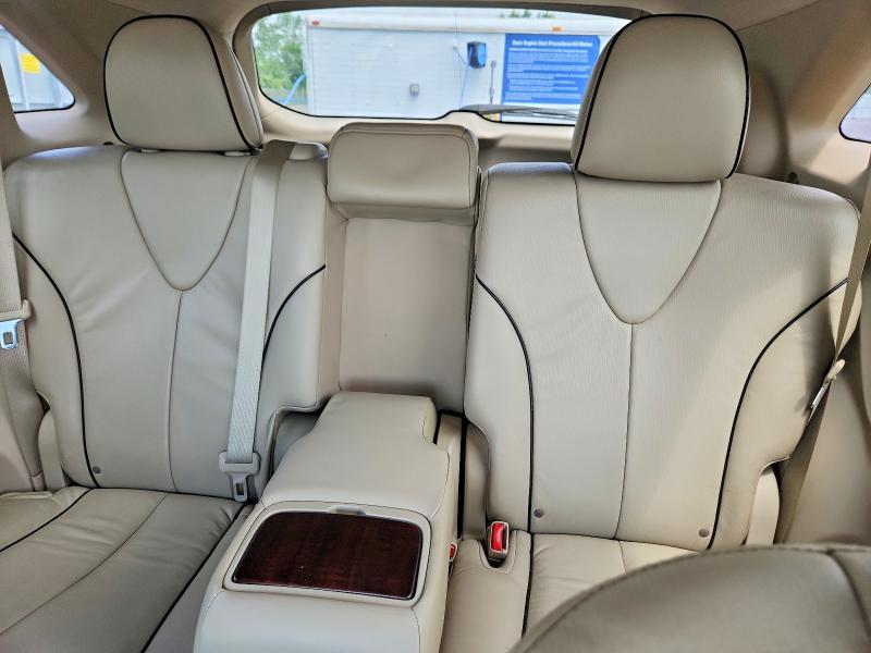 2011 Toyota Venza awd V6