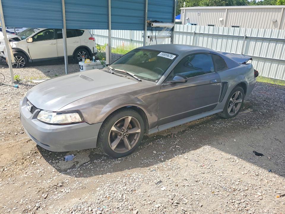 2004 Ford Mustang