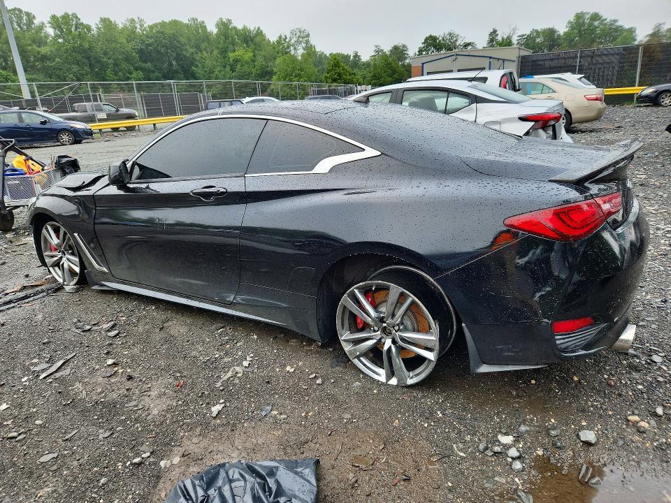 2017 Infiniti Q60 red Sport 400