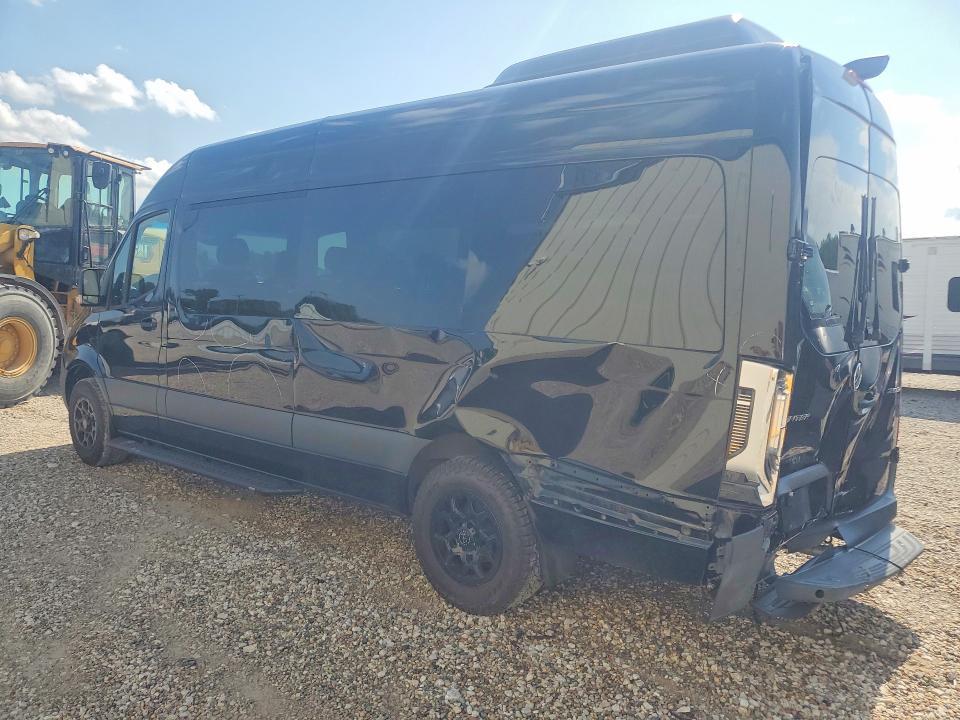 2024 Mercedes-Benz Sprinter 2500