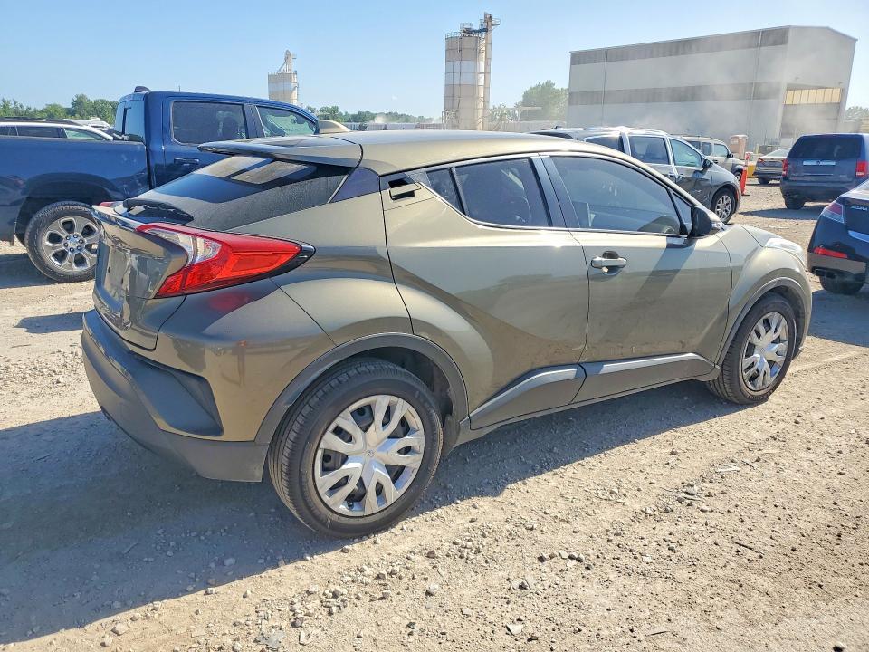2021 Toyota C-hr le