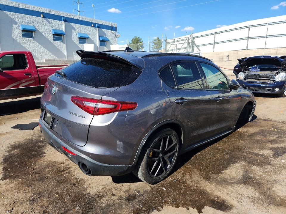2019 Alfa Romeo Stelvio