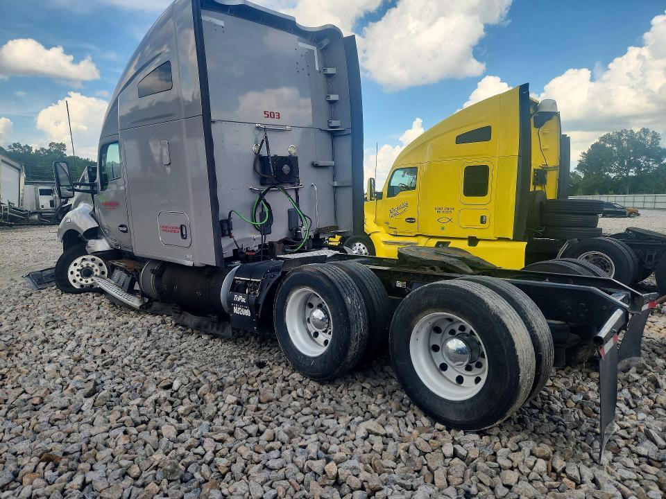 2016 KW T680