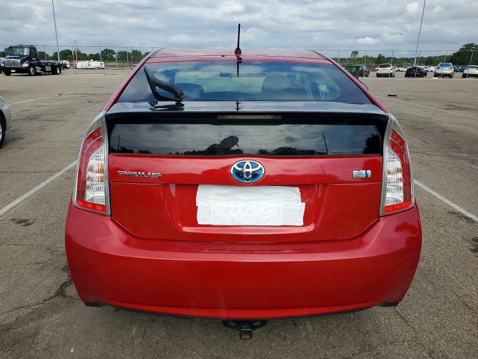 2014 Toyota Prius two