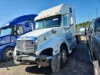 2015 Freightliner Columbia Semi Truck