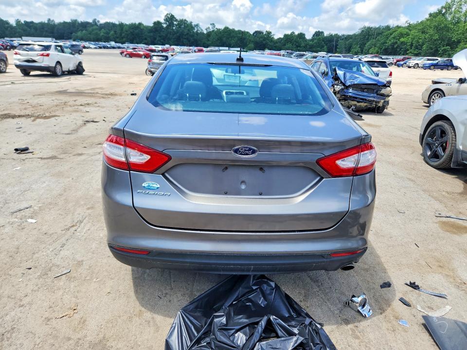2013 Ford Fusion s