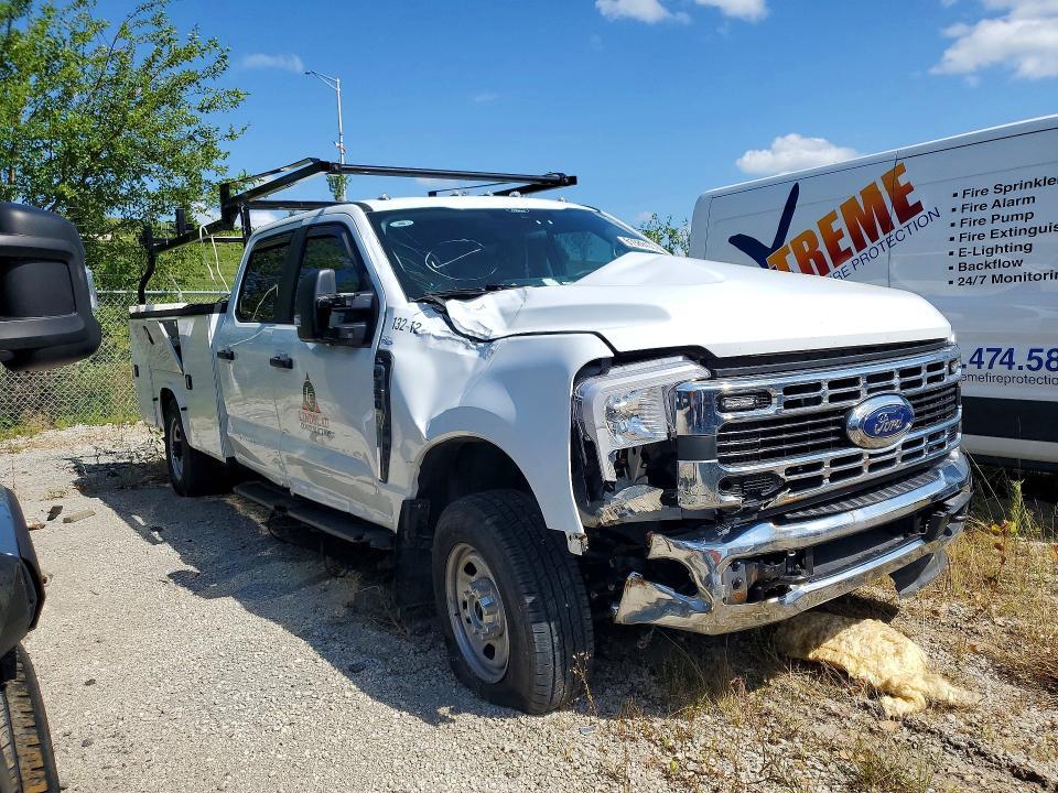 2025 Ford F-350