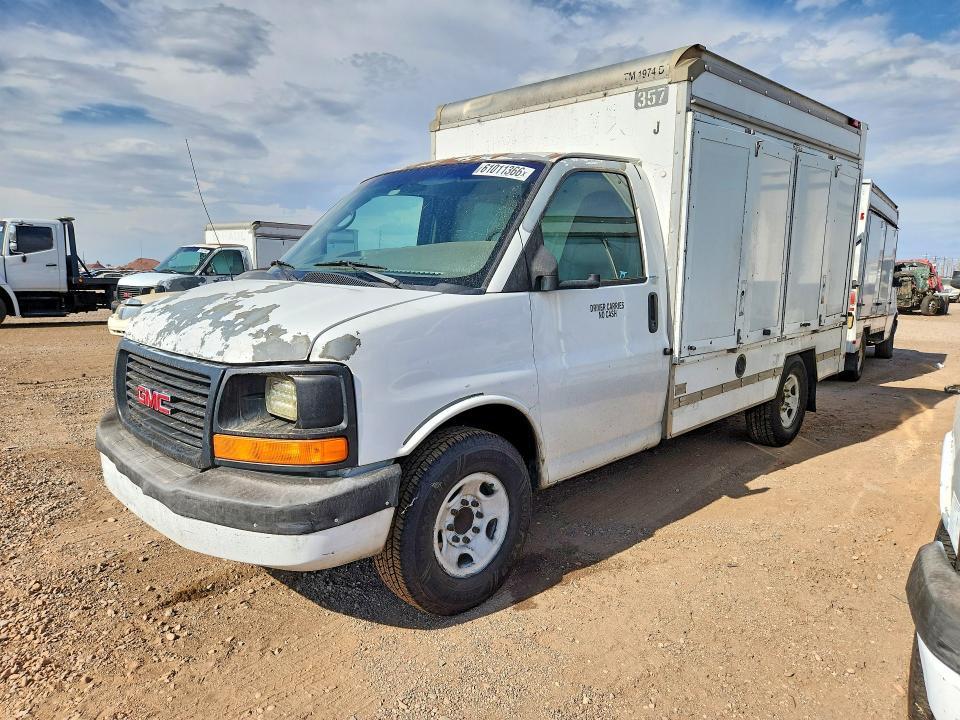 2010 GMC Savana Cutaway G3500