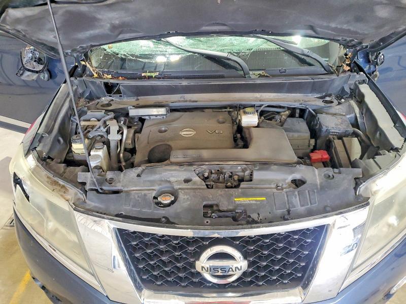 2014 Nissan Pathfinder s