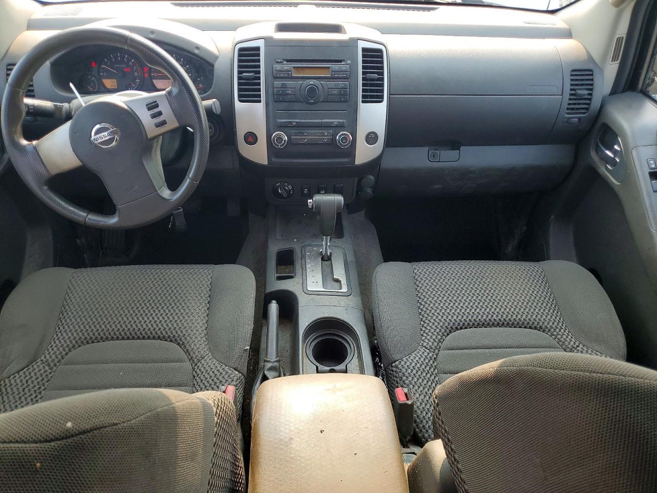 2012 Nissan Frontier SV V6