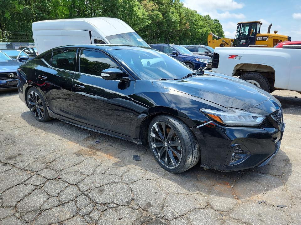 2021 Nissan Maxima SR