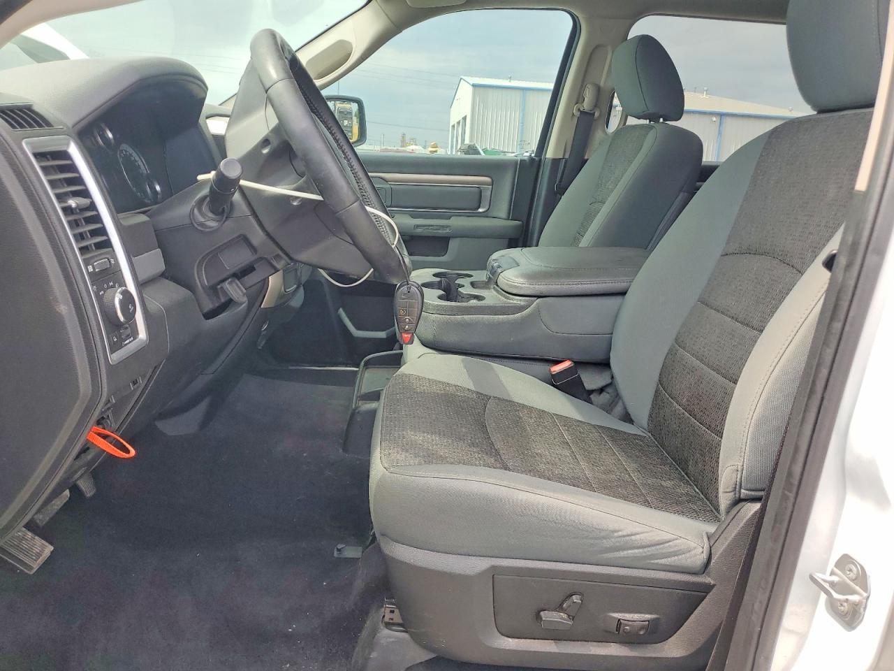 2017 Dodge RAM 1500 SLT