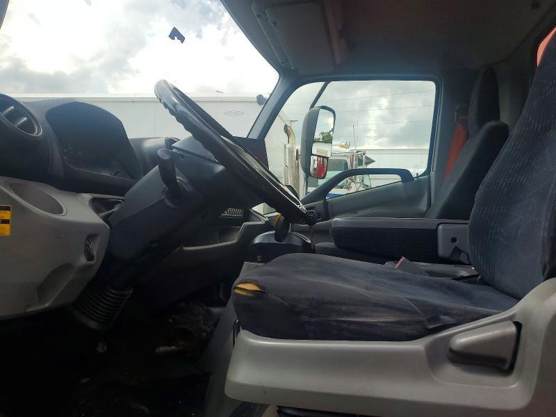 2018 Hino 195 BOX Truck