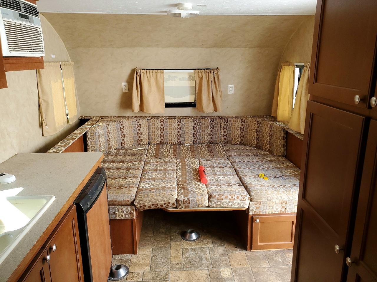 2015 Riverside Rv 2015 Riverside Retro Camper