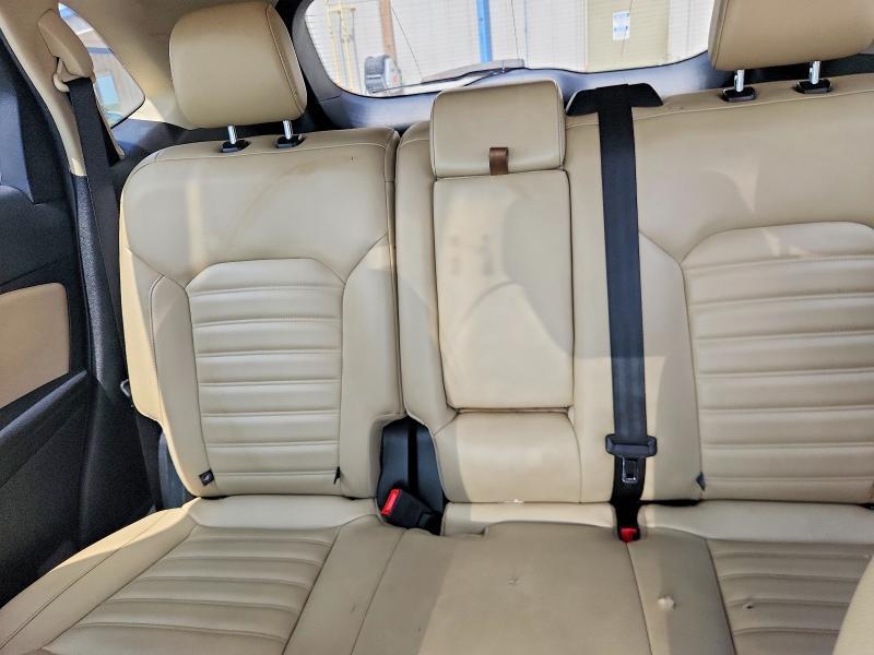 2020 Ford Edge sel