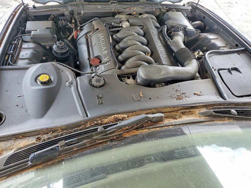 2000 Jaguar XJ8