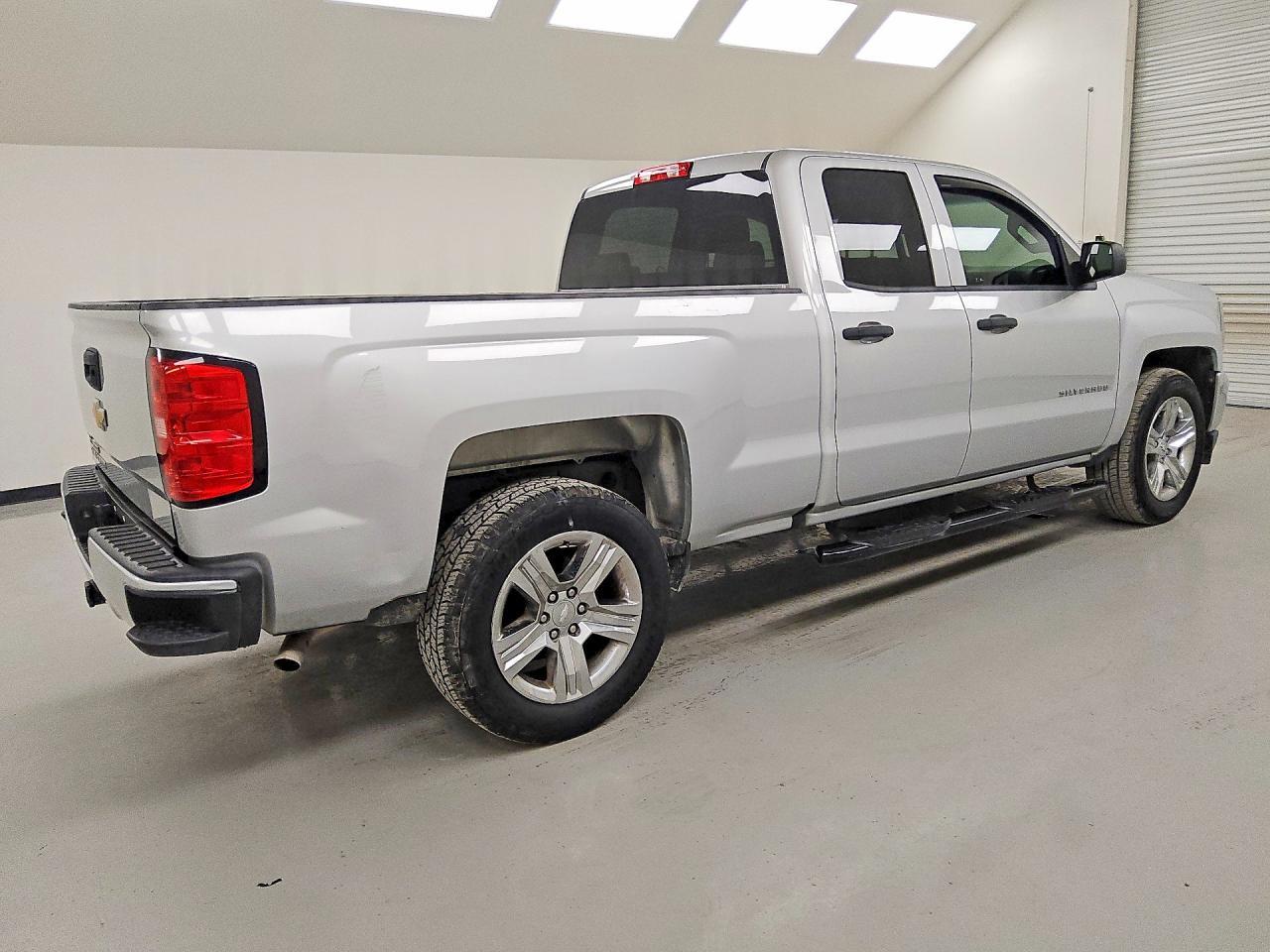 2018 Chevrolet Silverado C1500 Custom