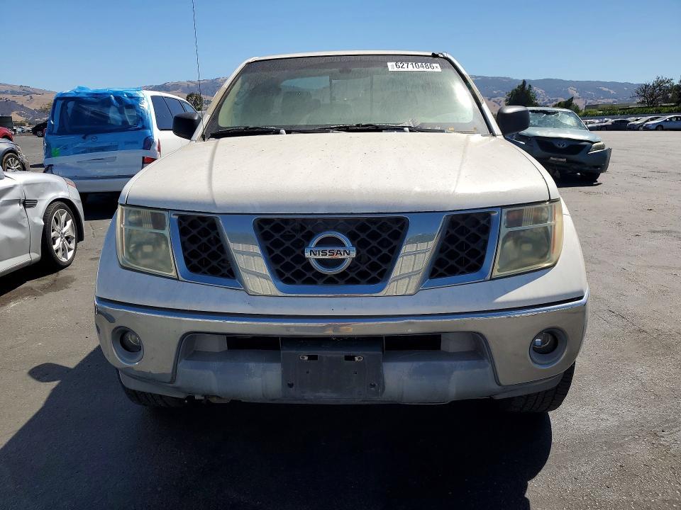 2005 Nissan Frontier se