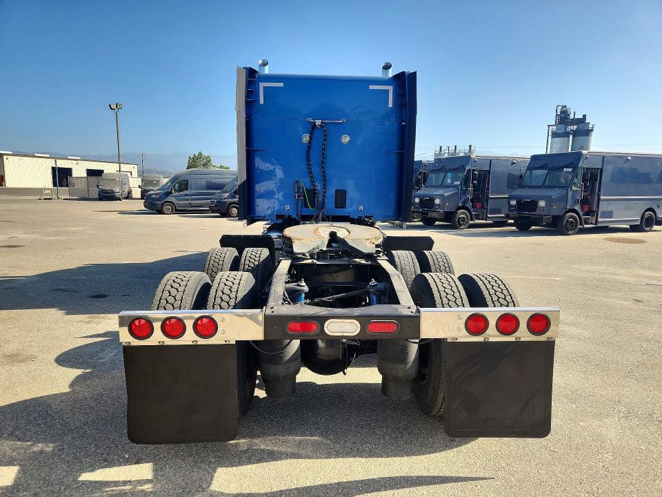 2018 Peterbilt 579 Semi Truck