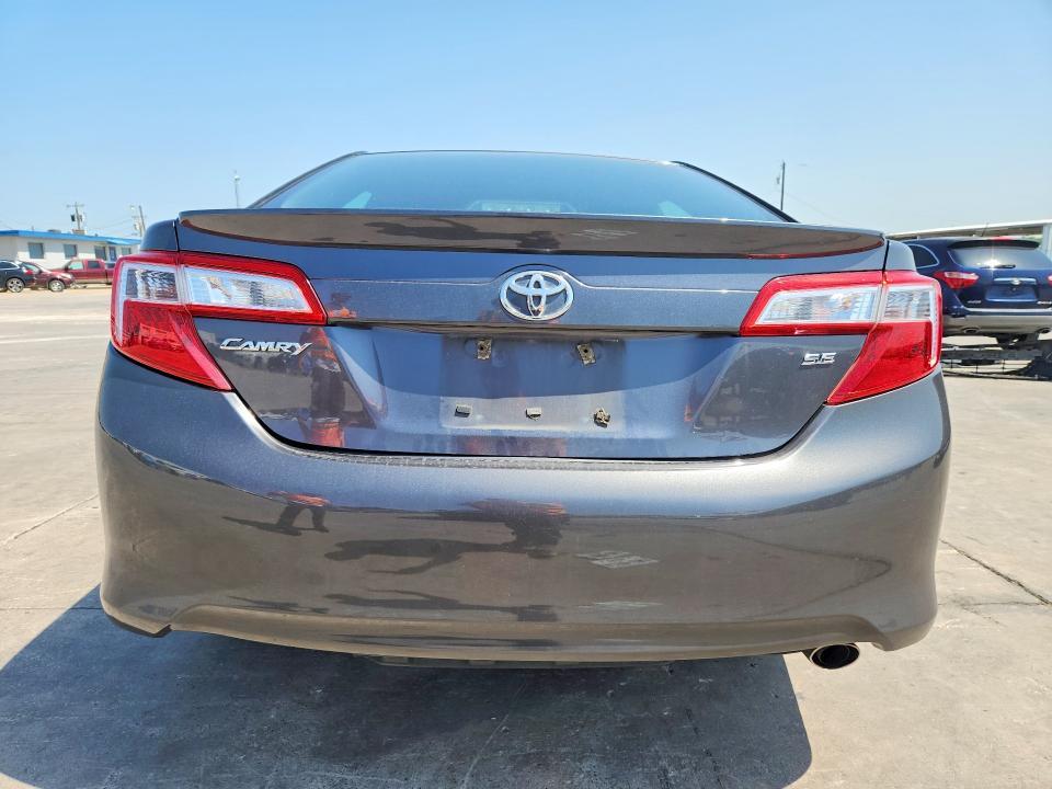 2013 Toyota Camry se