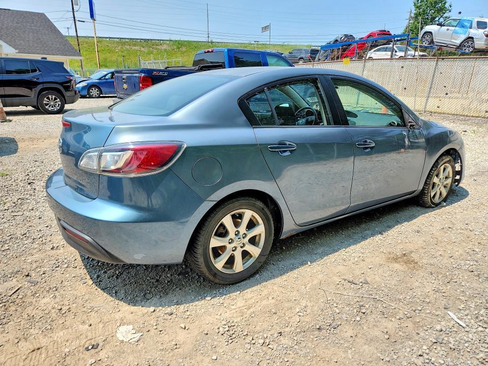 2010 Mazda 3 I