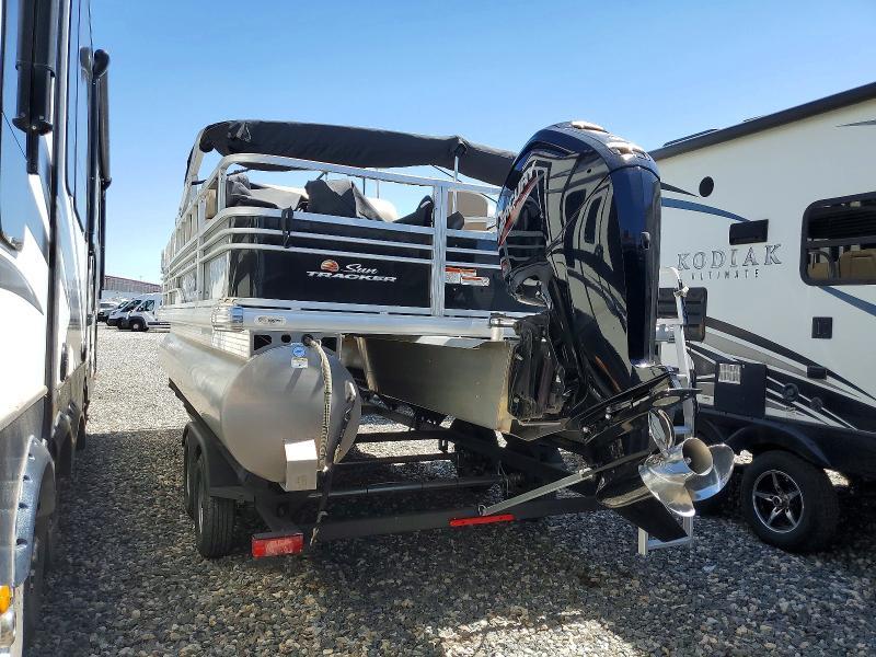 2023 White Water Boats 2023 SUN Tracker BY Tracker Marine Fishin Barge