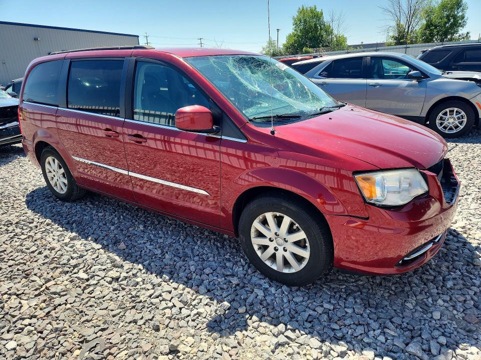 2014 Chrysler Town & Country Touring