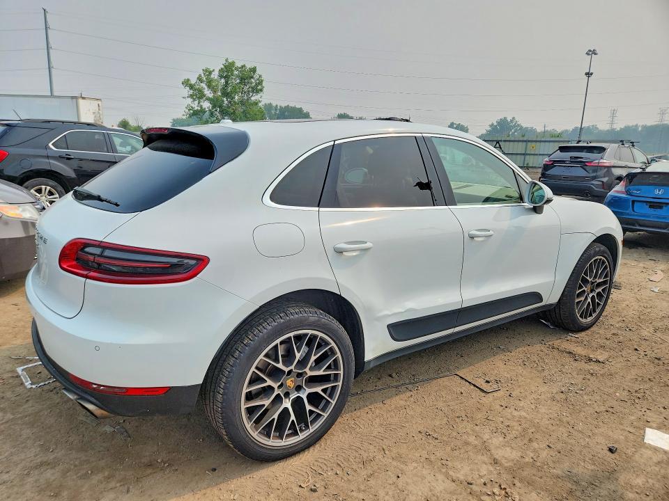 2016 Porsche Macan s