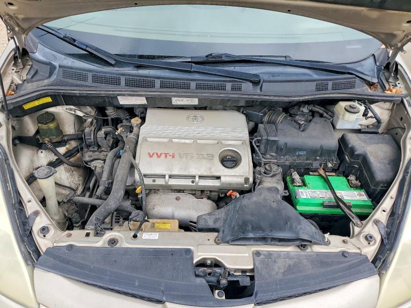 2006 Toyota Sienna le 8 Passenger