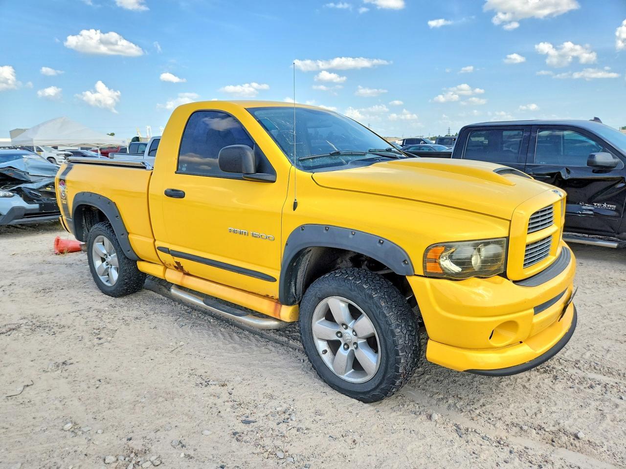 2004 Dodge RAM 1500 ST