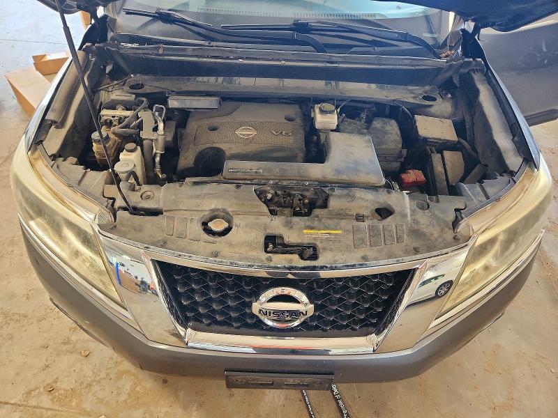2015 Nissan Pathfinder s