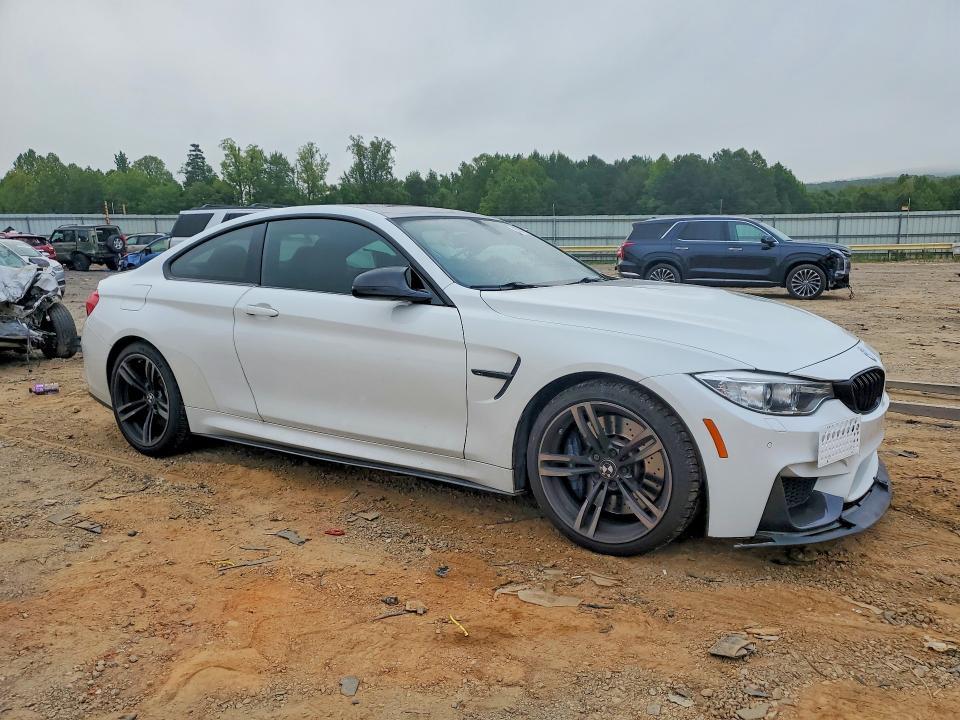 2015 BMW M4