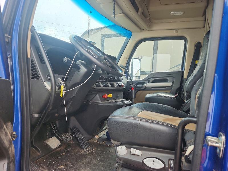 2023 Kenworth Construction T680