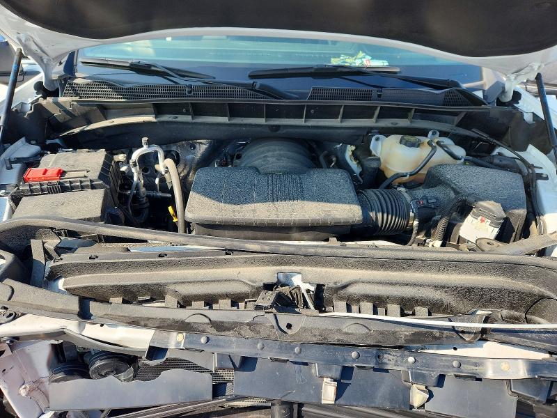 2025 GMC Sierra K1500 slt