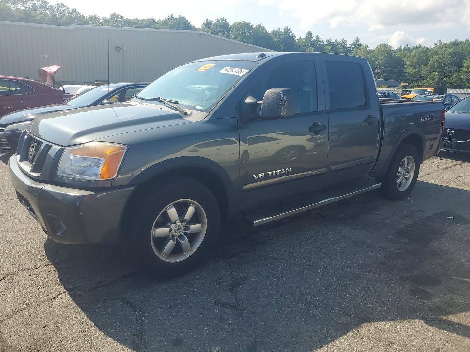 2012 Nissan Titan SV