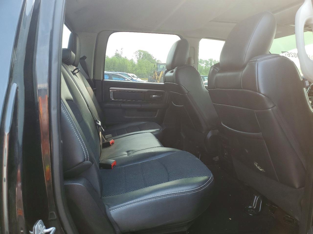 2016 Dodge RAM 1500 Sport