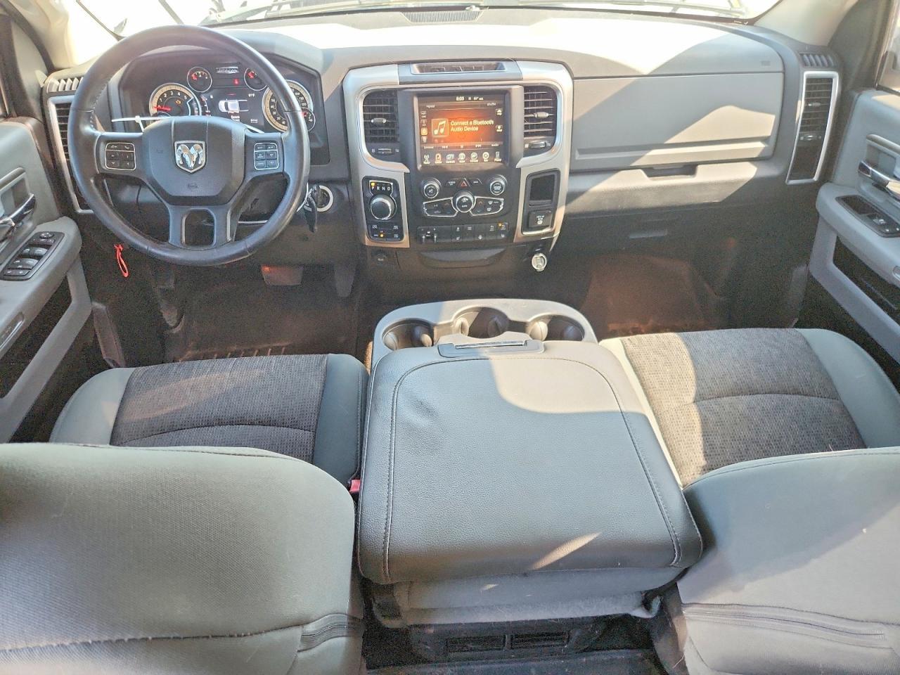 2015 Dodge RAM 1500 SLT