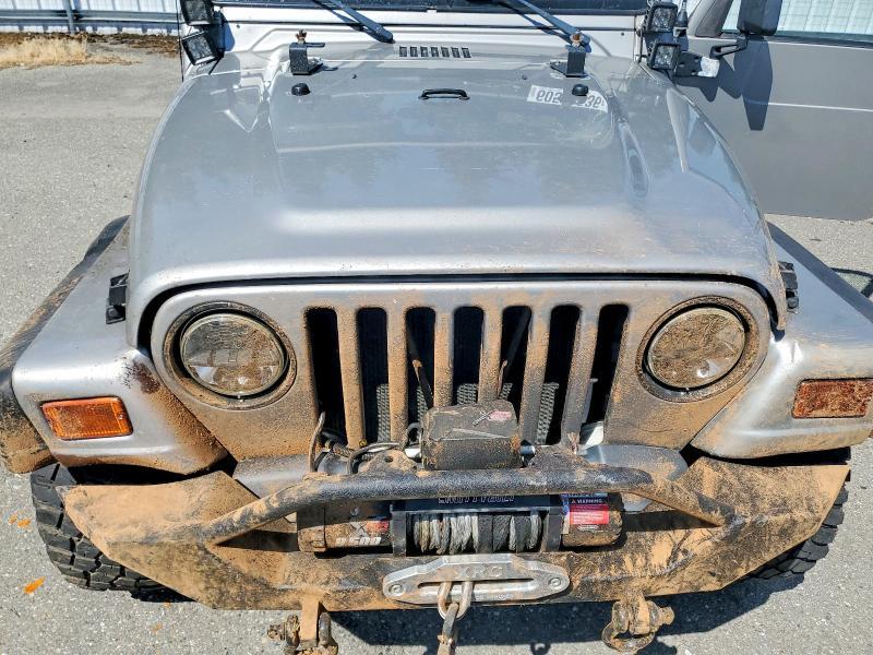 2001 Jeep Wrangler / tj Sport