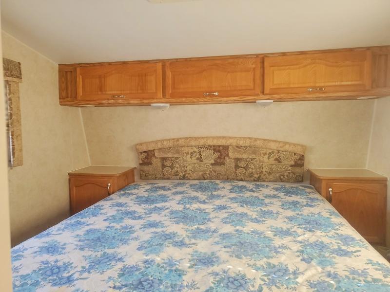 2004 Gulf Stream Innsbruck Camper