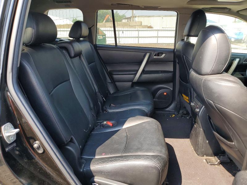 2012 Toyota Highlander se