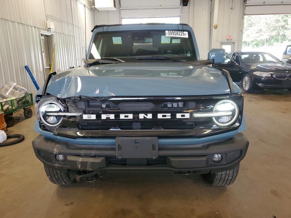 2022 Ford Bronco Base