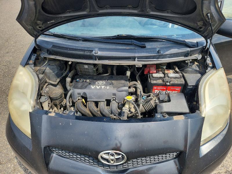 2011 Toyota Yaris Base