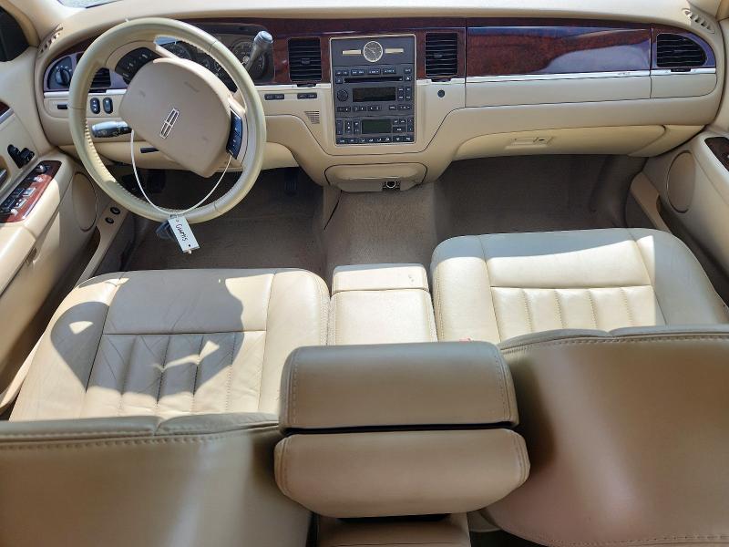 2007 Lincoln Town car Signature