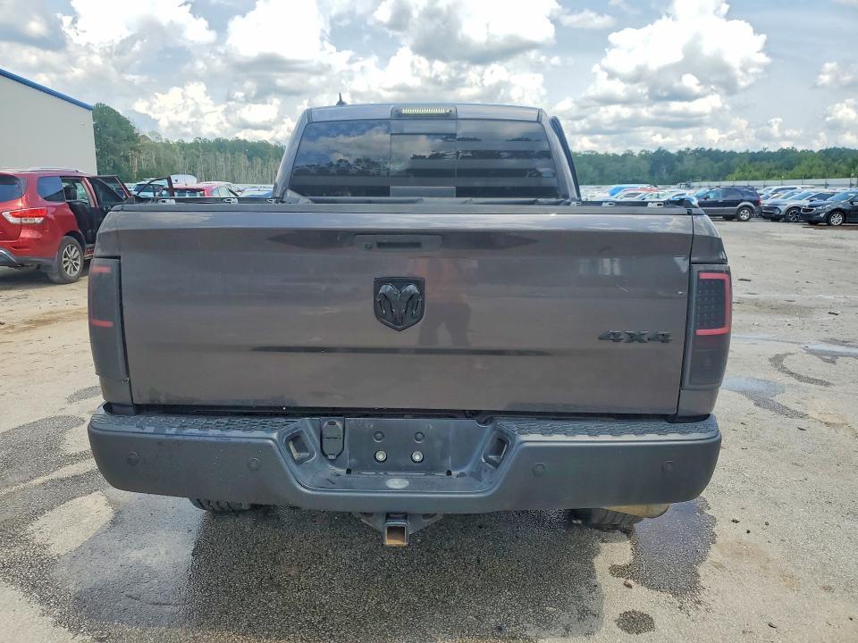 2020 Dodge Ram 1500 Classic Warlock/slt