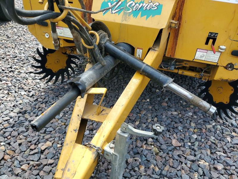 2015 Vermeer 605 XL Round Baler