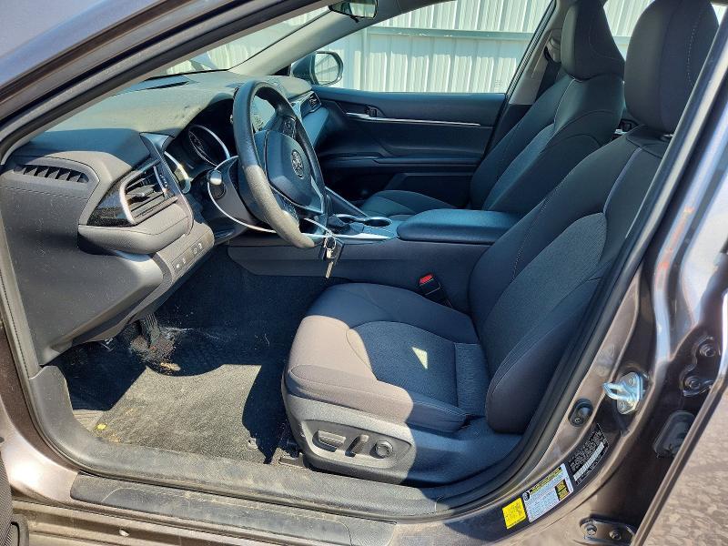 2022 Toyota Camry le