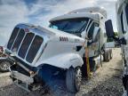 2001 Peterbilt 387 Semi Truck