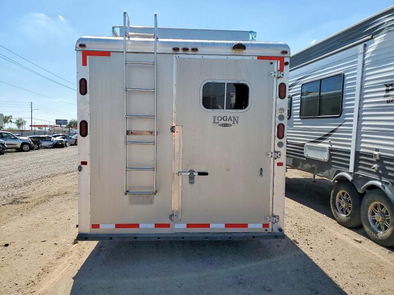 2008 Logancoach 2008 Logan Horse Trailer
