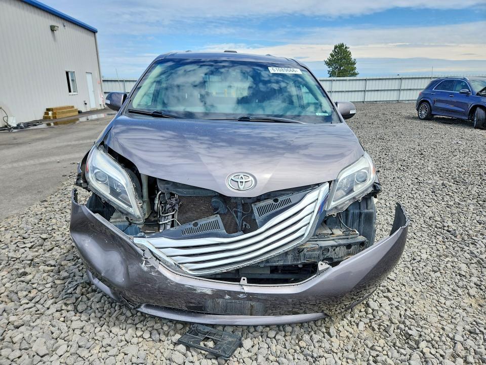 2015 Toyota Sienna Limited Premium 7-passenger